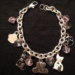 I Love Cats charms Bracelet /Cats/ Paws/Beads /Friendship  Silver Tone 7"